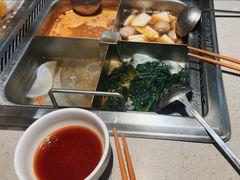 -海底捞火锅(新松江路生日主题店)