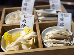 -阿婆情腊排骨火锅·野生菌季(古城旗舰店)