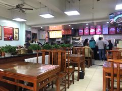 大堂-陈寔包子王·卤煮小肠·京味小吃(龙潭店)