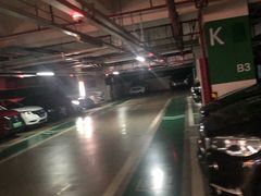 -万象城-停车场