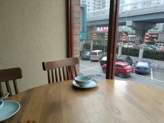 靠窗位-陈先进鱼馆·地道农家菜(湖墅南路店)