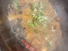 -万里闯关东铁锅炖菜馆(高新旗舰店)