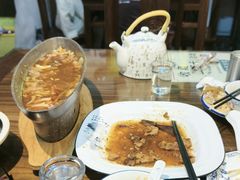 -缘来聚·徽菜名店(黄山宏村店)