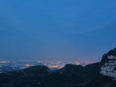-抱犊寨风景区