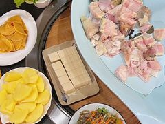 -老刘生态大鱼坊铁锅炖鱼(赛马场店)