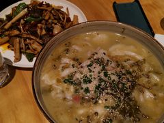 -十三式重庆江湖菜(金茂览秀城店)