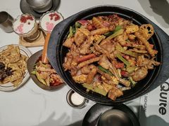 -靓蛙馆