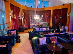 -The Penthouse酒吧