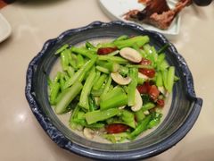 蜜豆百合炒腰果-鸭匠食府·挂炉烤鸭·新京菜(阜成路店)