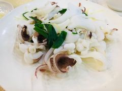 -鹏城人家海鲜酒家·23年老字号(较场尾店)