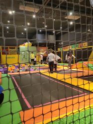 -蹦蹦跳跳(新奥购物中心店)