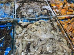 -霞涌市场海鲜摆卖区