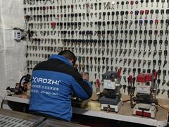 -平安开锁换锁配汽车钥匙