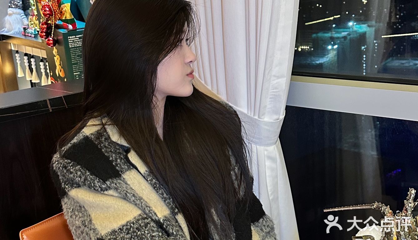 这家海鲜火锅餐厅 姐妹们给我冲！