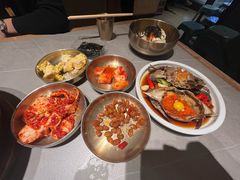 -草家酱蟹炭火烤肉店(珲春南路一店)