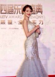 iphone_upload_pic-纯色时光婚纱艺术馆WHITE