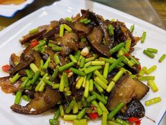 小炒蜡猪脸-神仙钵湘香土菜馆(光华路店)