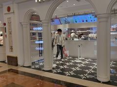 -HOT CRUSH趁热集合·现烤面包(上海环球港店)