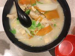 -鹿园鱼汤米线