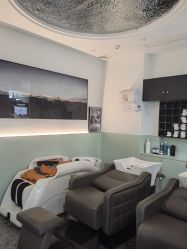 -U·NI SALON 造型