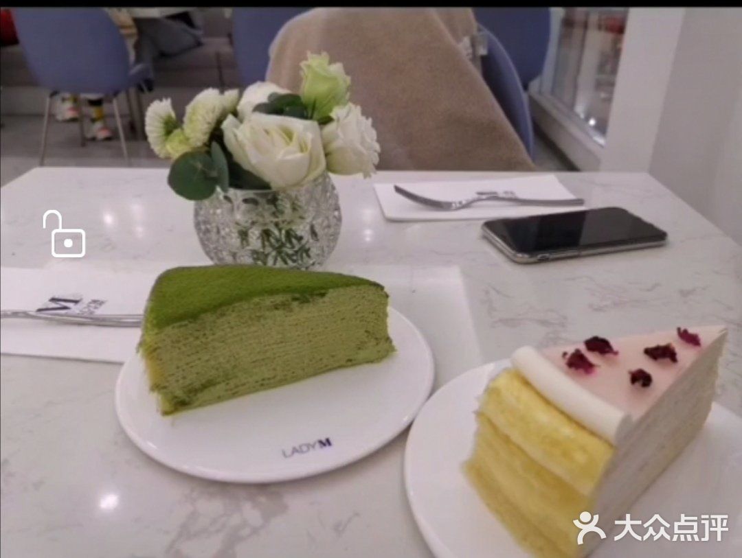 我非常喜欢千层，这次选择了Lady M甜品店真是正和