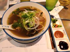 -美奈小馆·越南料理(中航城君尚购物中心店)