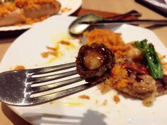 -必胜客(WOW贺州灵峰店)