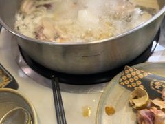 -喃喃椰·糟粕醋·椰子鸡火锅(七堡花园店)
