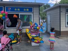 -青年湖公园水上世界