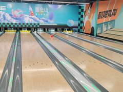 -极限PLAY运动娱乐新世界·团建派对潮玩休闲馆·室内蹦极高空游乐园