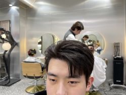 -Tloml salon