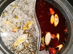 袍家酸菜鸳鸯锅-袍家大院重庆火锅(文安路店)