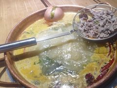 -洱火云南酸菜牛肉火锅(石景山当代商城店)