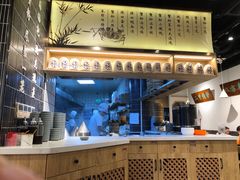 -馋三尺蟹粉小笼(人民广场店)