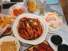 -肥肥虾庄·金牌油焖大虾(东湖欢乐谷店)