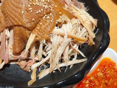 手撕五香卤鸡-湘阁里辣(南岭购物广场店)