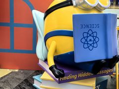 -西西弗书店&矢量咖啡(凯德晶萃广场店)