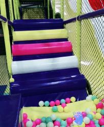 -蹦贝运动中心·蹦床·攀岩·闯关(龙岗店)