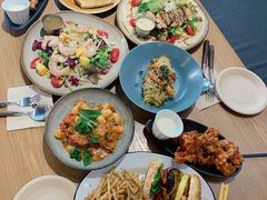 -HELLO 27 意面·沙拉·帕尼尼