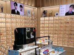 -一代眼镜·蔡司配镜(浦东大拇指广场店)
