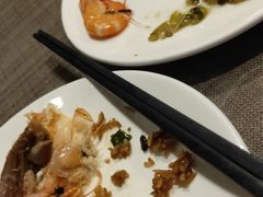 -浅深休闲酒店-停车场