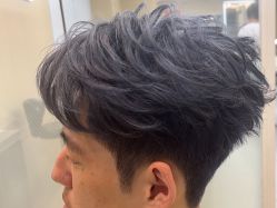 -首脑美发沙龙