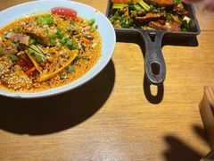 -胡马八破·川菜小馆(高新万达店)