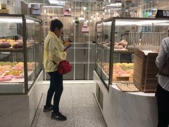 面包甜点陈列柜-奈雪的茶(市百一店)