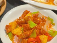 菠萝咕噜肉-鹊玥·粤菜小馆(汇智国际商业中心店)