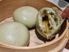 绿茶奶黄包-誉八仙酒楼(静安大悦城店)