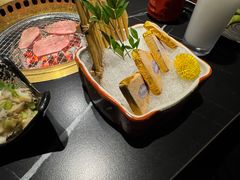 -山川小町·极番烧肉(新地假日广场店)