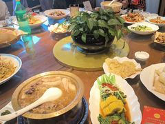 -那家老院子东北菜·饺子·小鸡炖蘑菇(艳华街店)