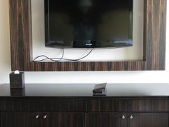 液晶电视机-鸿华度假酒店