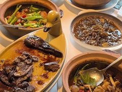 -八府香鸭·啫啫煲(华山路店)